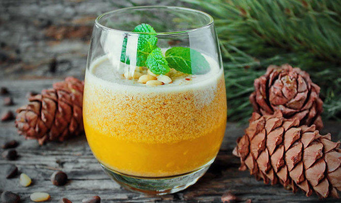 Облепиховый смузи с кедровыми орешками