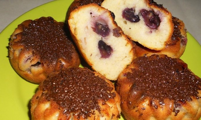 Кексы с виноградом