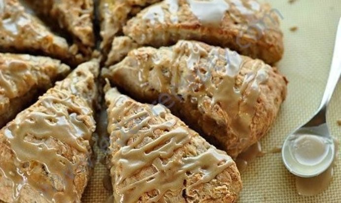 Сладкий банановый хлеб с глазурью