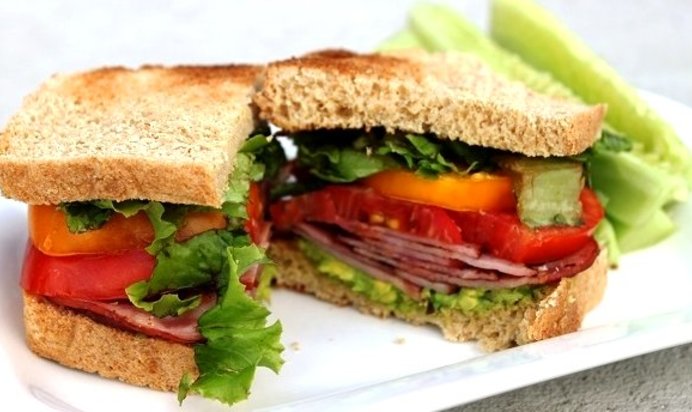 Бутерброд с беконом