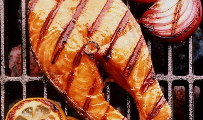 Шашлык из семги на решетке