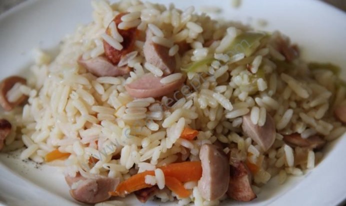 Плов с сосисками