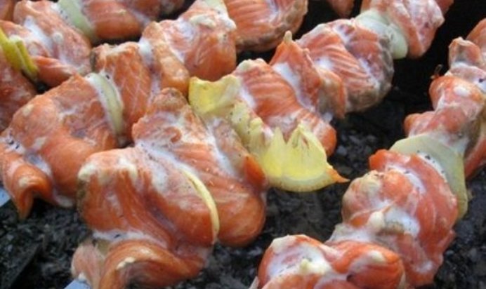 Шашлык из речной рыбы