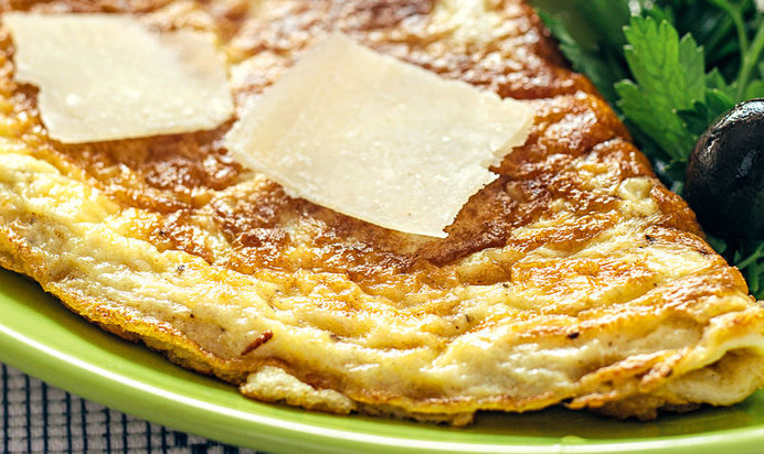 Классический омлет с сыром