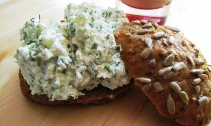 Бутерброды с творожным сыром