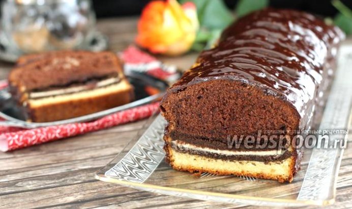 Шоколадный кекс с печеньем