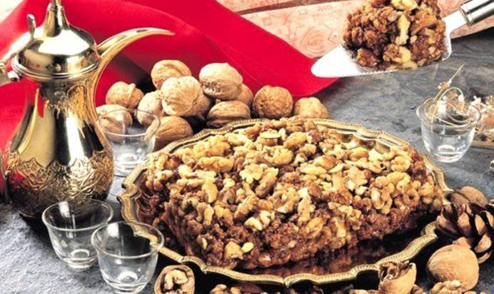 Орехи в кленовом сиропе и корице