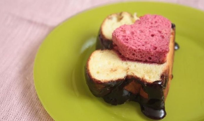 Кекс с сердечком внутри