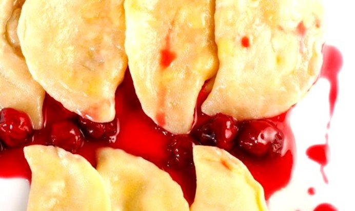 Вареники с вишней с тестом из гречневой муки