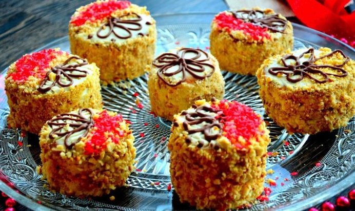 Пирожное Медовая сказка