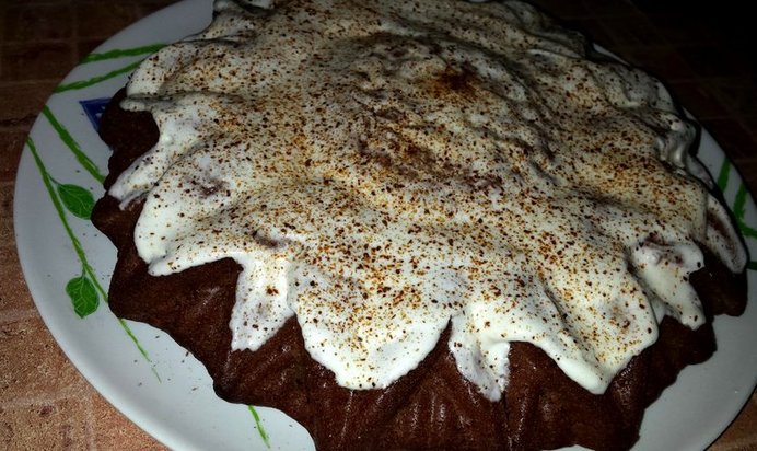 Шоколадный кекс с ананасом