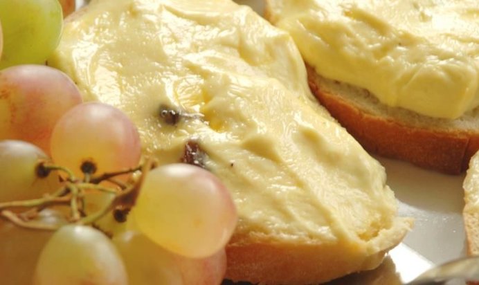 «Быстрые ватрушки» на белом хлебе