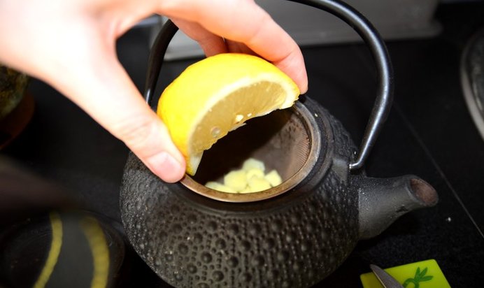 Имбирный чай с лимоном