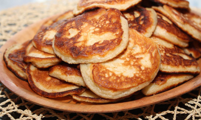 Оладьи с яблоками