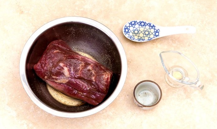 Говядина с вешенками в кисло-остром соусе чайна-таун