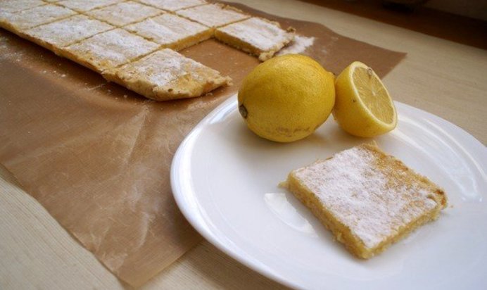 Лимонные пирожные (Lemon bars)