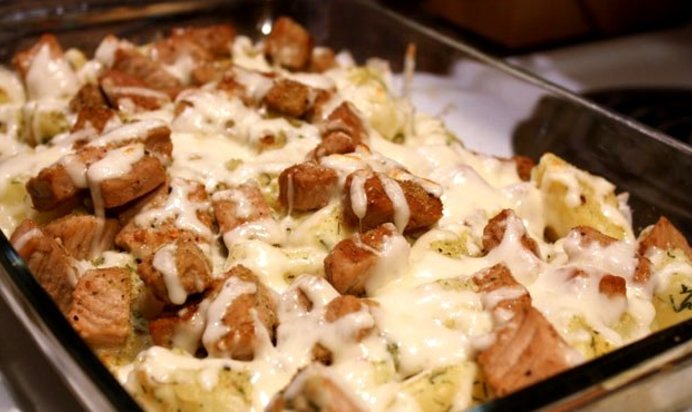 Сырная запеканка с мясом и картофелем