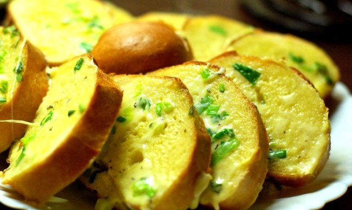 Сырный хлеб