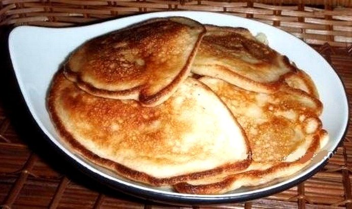 Творожные оладьи с грушами