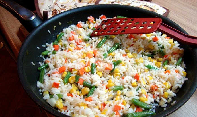 Рис с овощами по‑гавайски