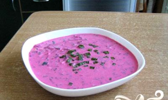 Литовский холодный борщ Шальтибарщчей