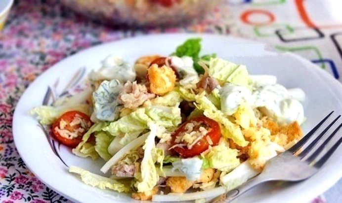 Салат Цезарь по-русски