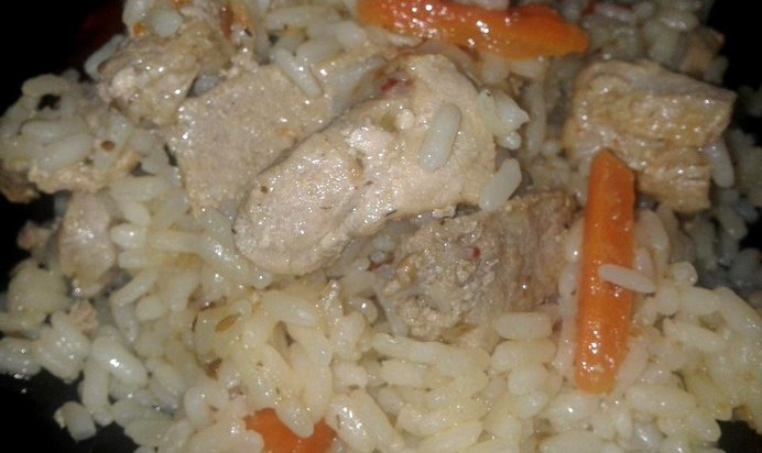 Плов с мясом свинины и овощами