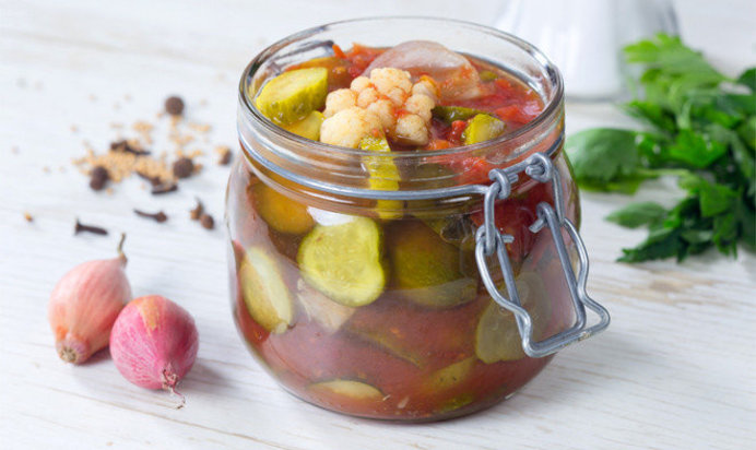 Овощи в томатной заливке