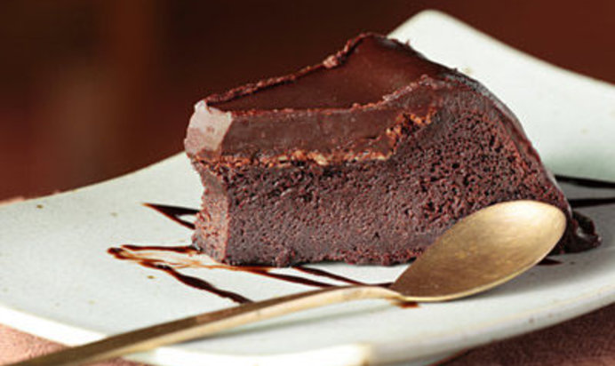 Шоколадное пирожное с перцем чили