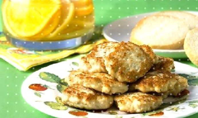 Куриные оладьи с луком