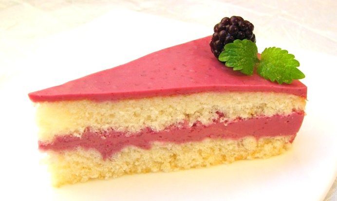 Торт «Ежевичный»