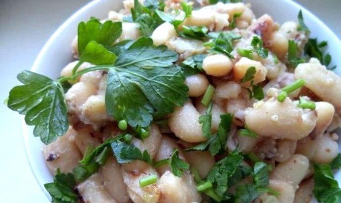 Салат к борщу