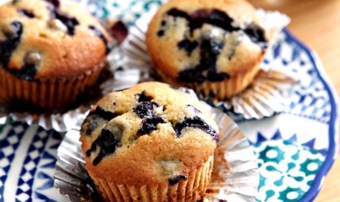 Маффины с ежевикой
