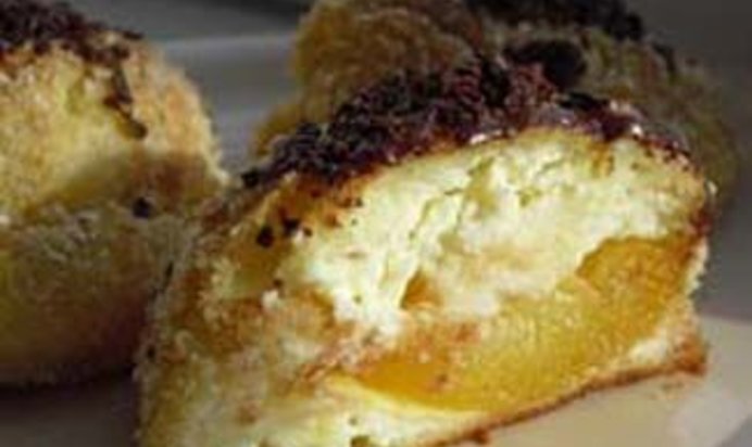 Творожное пирожное с абрикосовой начинкой