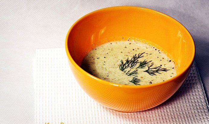 Сырный суп-пюре с шампиньонами и зеленой фасолью