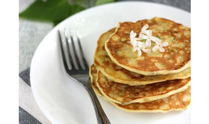 Оладьи из цукини с фетой и травами