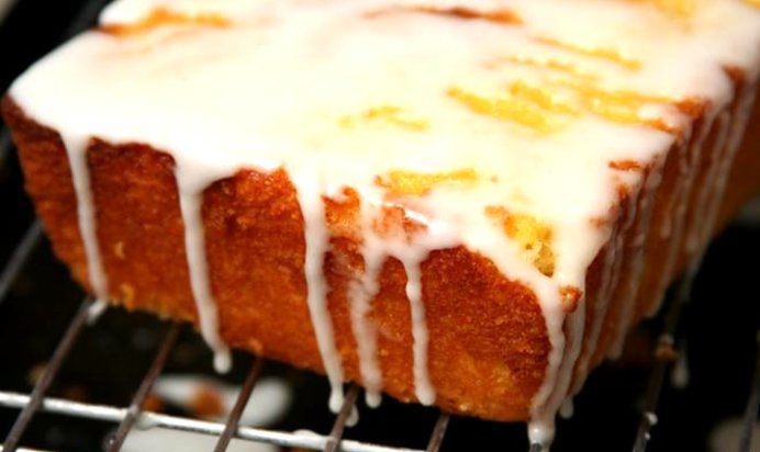 Лимонный кекс в глазури