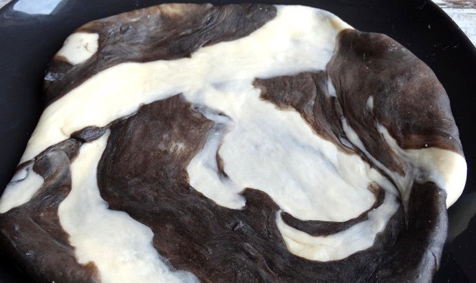 Мраморное тесто для пельменей