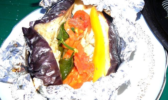 Овощи в фольге на мангале