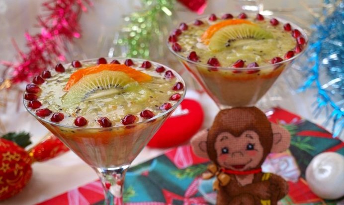 Праздничный фруктовый смузи