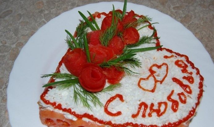 Закусочный торт из слоеного теста