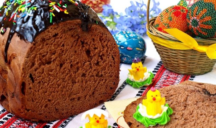 Шоколадный сладкий хлеб в хлебопечке