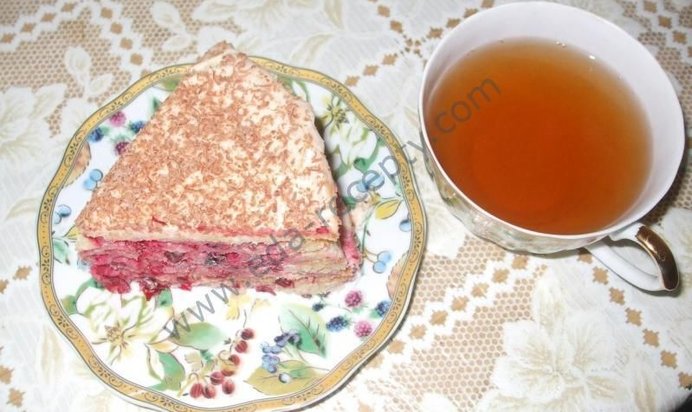 Домашний клюквенный торт с клюквой