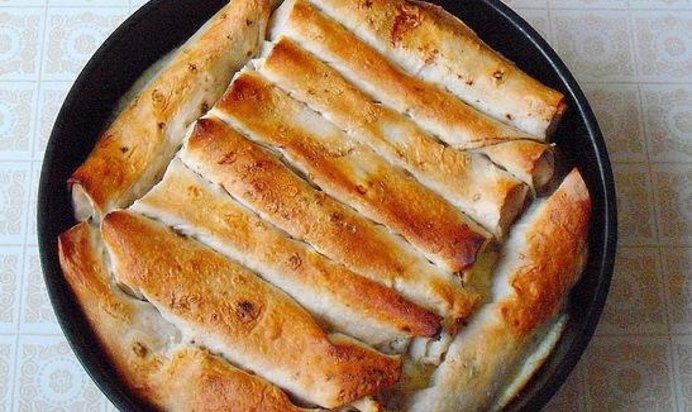 Рулеты из лаваша с квашеной капустой и мясом