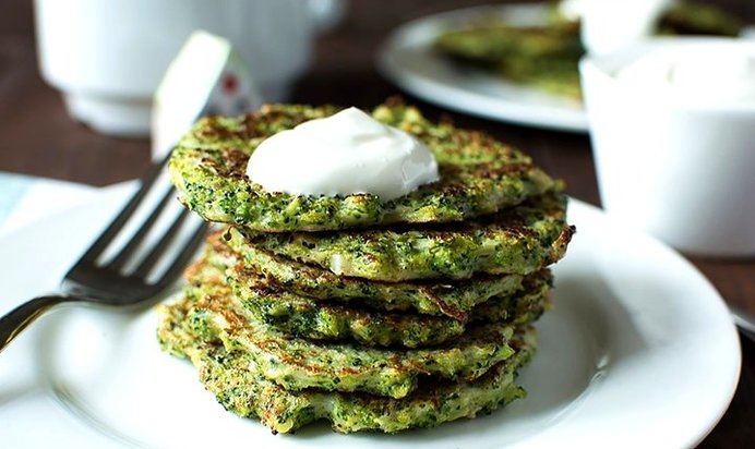 Оладьи из брокколи в духовке