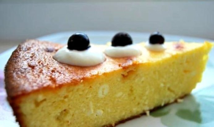 Запеканка с творогом и изюмом