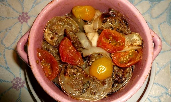 Овощи в горшочке