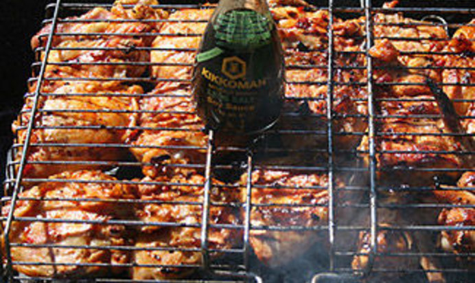 Шашлык из курицы с соусом Киккоман