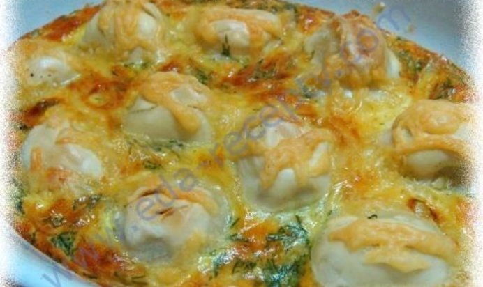 Пельмени с брынзой в омлете