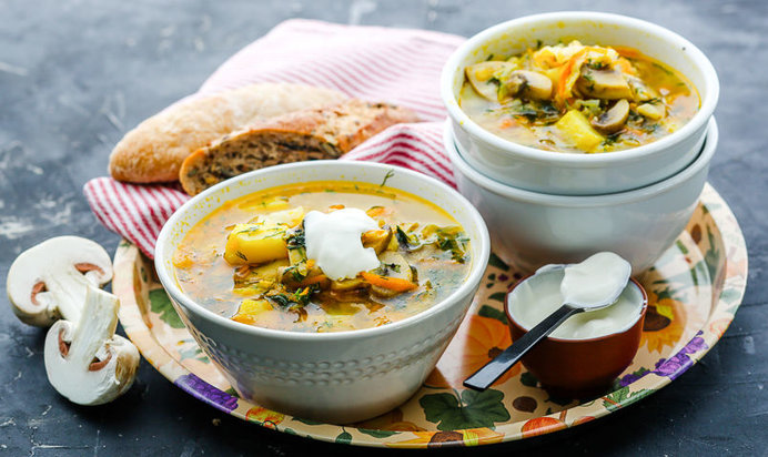 Щи из молодой капусты постные